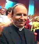 Padre Alex wieder einmal bei Barbara Karlich, diesmal zum Thema Wahrsagerei und Magie als sündhafte Handlungen gegen den Willen Gottes.